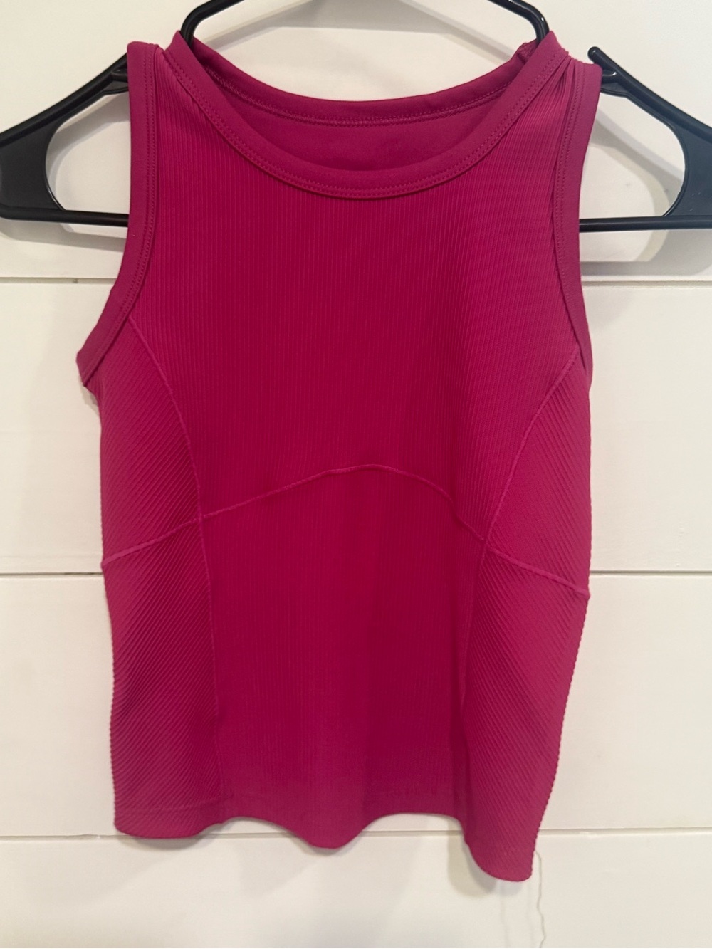 Girls Ribbed Crop Tank Top in Fuchsia